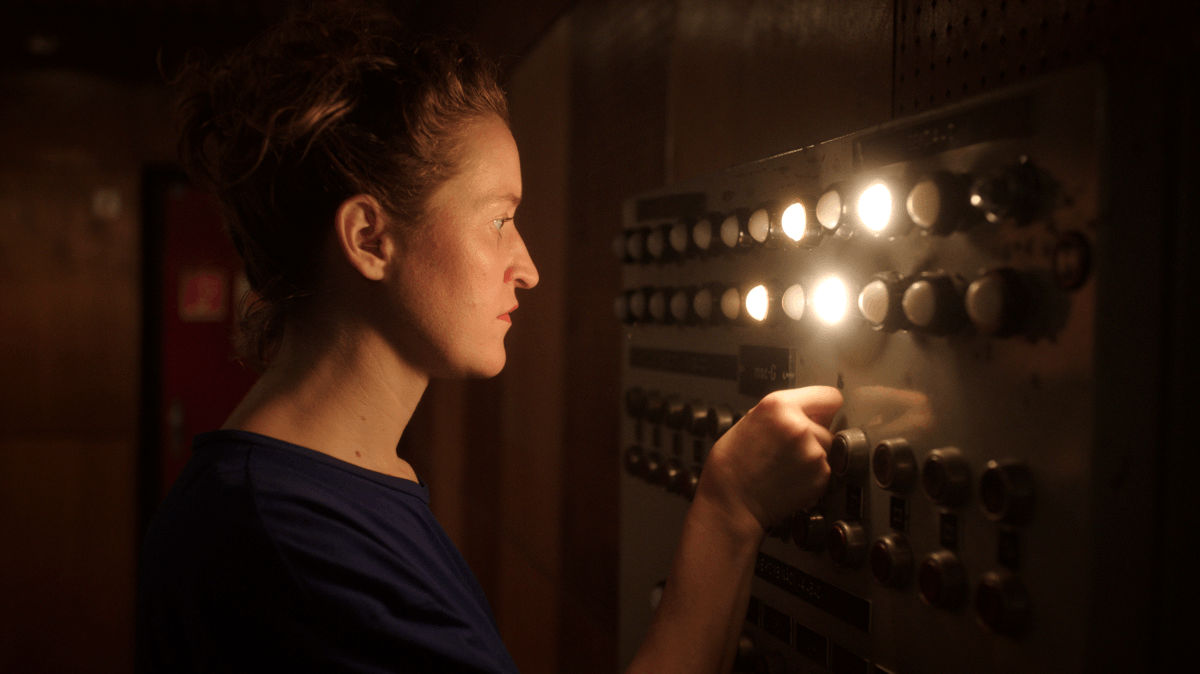Z filmu Johany Ožvold <b><i>The Sound Is Innocent</i></b>
